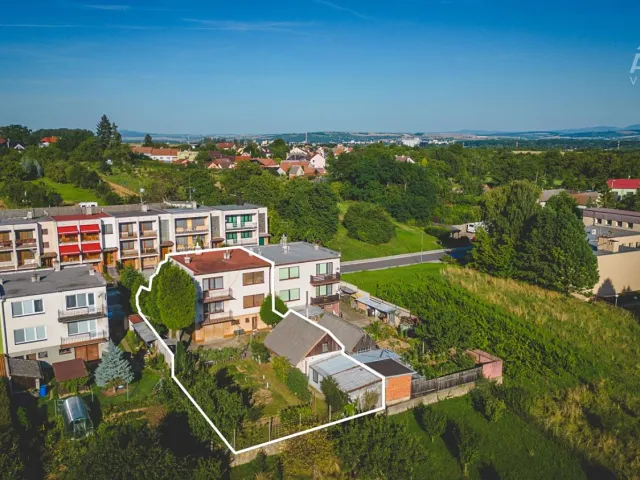 Prodej rodinného domu 260 m², pozemek 615 m²