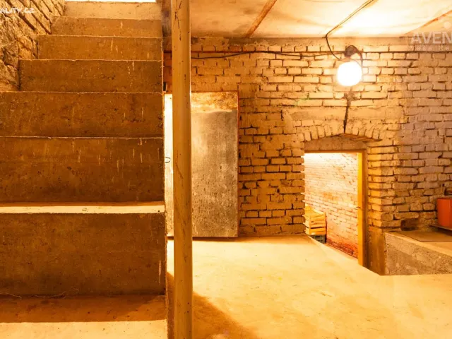 Prodej rodinného domu 260 m², pozemek 615 m²