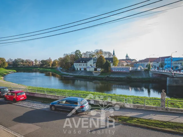Pronájem bytu 1+kk 30 m², Moravní nábřeží, Uherské Hradiště - Rybárny