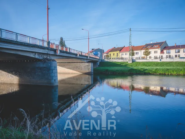 Pronájem bytu 1+kk 30 m², Moravní nábřeží, Uherské Hradiště - Rybárny