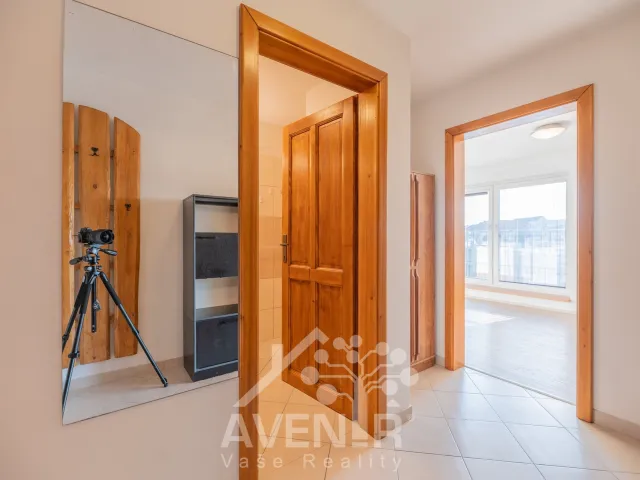 Pronájem bytu 1+kk 30 m², Moravní nábřeží, Uherské Hradiště - Rybárny