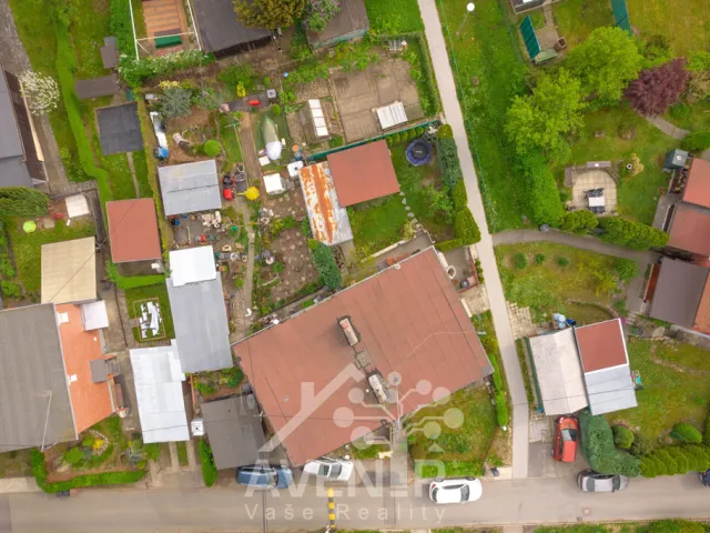 baťovský čtvrtdomek na ulici Kotěrova ve Zlíně