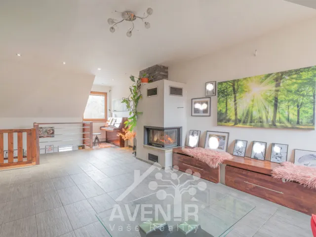 Prodej rodinného domu 415 m², pozemek 1105 m², Valašská PolankaProdej rodinného domu 415 m², pozemek 1105 m², Valašská Polanka