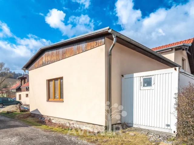 Prodej rodinného domu 415 m², pozemek 1105 m², Valašská Polanka