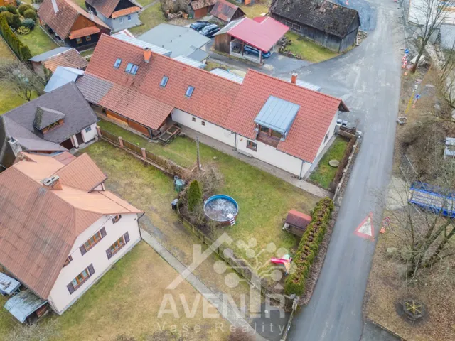 Prodej rodinného domu 415 m², pozemek 1105 m², Valašská Polanka