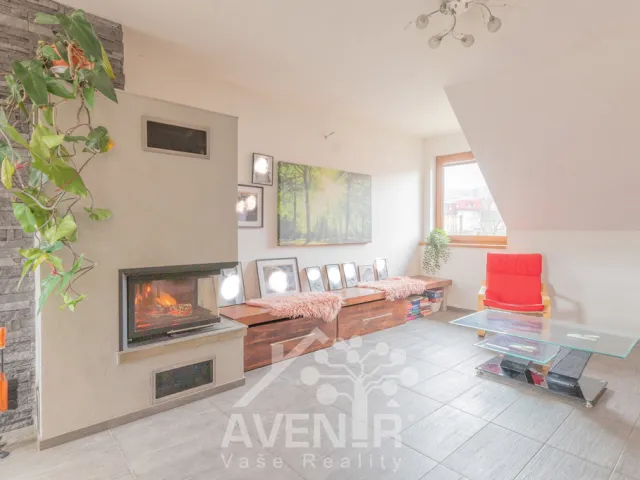 Prodej rodinného domu 415 m², pozemek 1105 m², Valašská Polanka