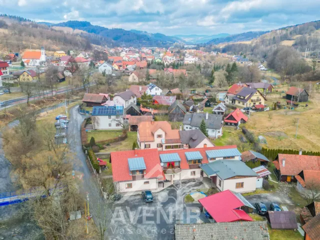 Prodej rodinného domu 415 m², pozemek 1105 m², Valašská Polanka