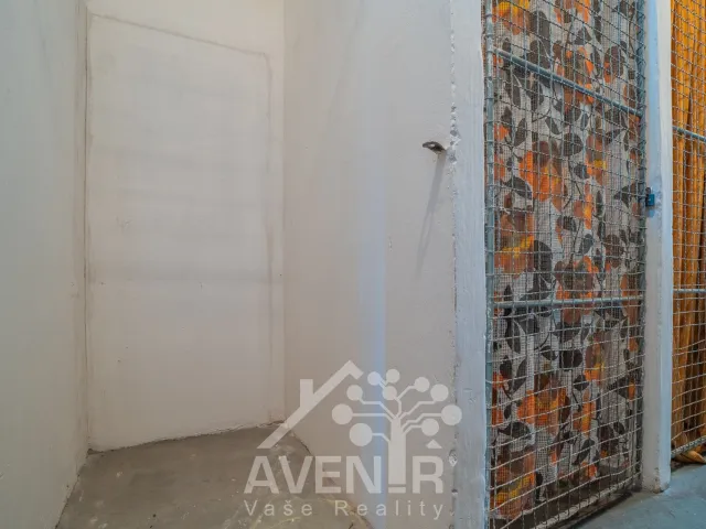 Pronájem bytu 1+1 33 m², Husova, Zlín - Malenovice