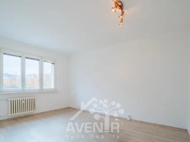 Pronájem bytu 1+1 33 m², Husova, Zlín - Malenovice