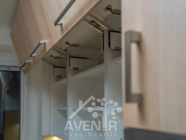 Pronájem bytu 3+1 72 m², Benešovo nábřeží, Zlín