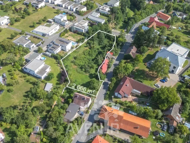 Prodej stavebního pozemku 2666 m²,Zlín - Příluky
