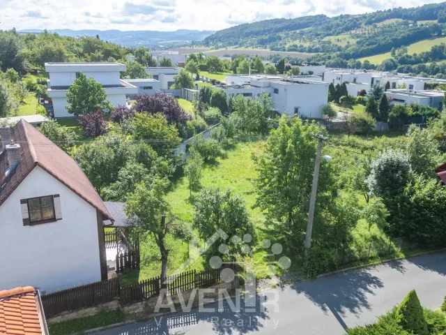Prodej stavebního pozemku 2666 m²,Zlín - Příluky