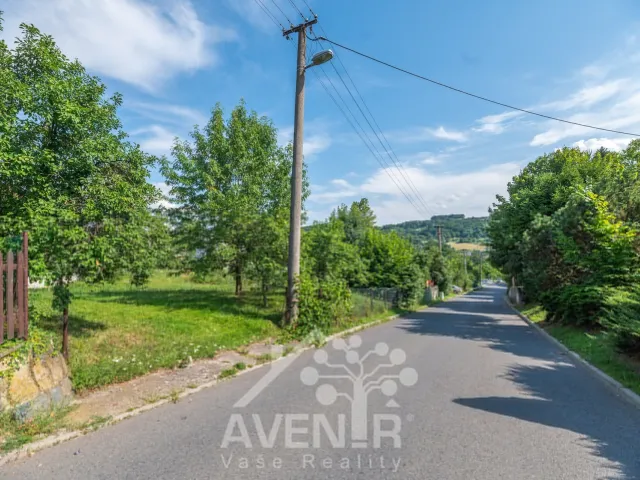 Prodej stavebního pozemku 2666 m²,Zlín - Příluky