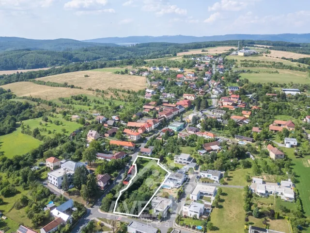 Prodej stavebního pozemku 2666 m²,Zlín - Příluky