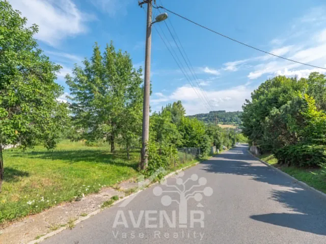 Prodej stavebního pozemku 2666 m²,Zlín - Příluky