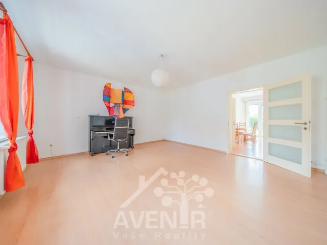 Prodej rodinného domu 268 m², pozemek 388 m², Držovice