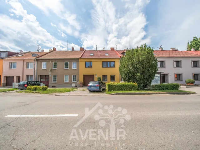 Prodej rodinného domu 268 m², pozemek 388 m², Držovice