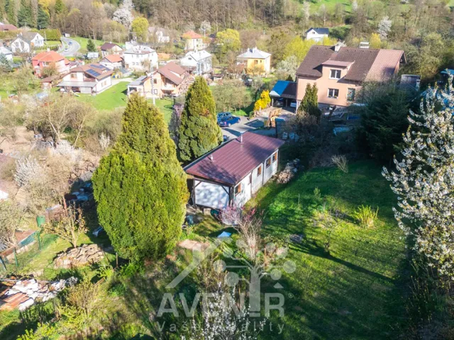 Prodej stavebního pozemku 1638 m², Kašava