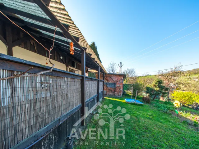 Prodej stavebního pozemku 1638 m², Kašava