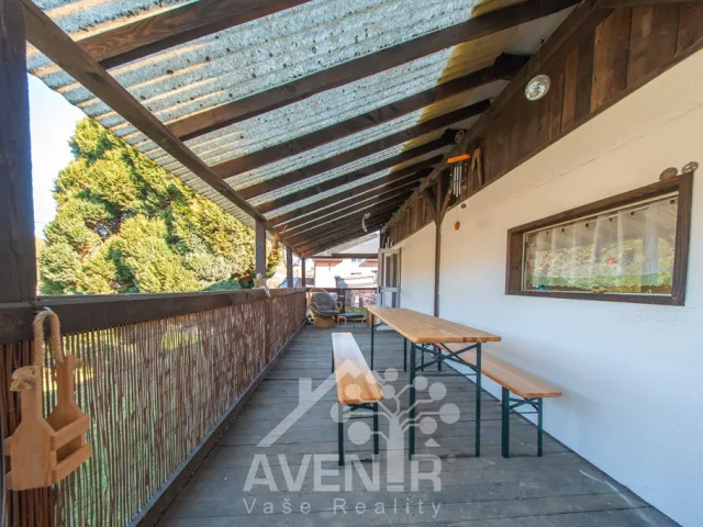 Prodej stavebního pozemku 1638 m², Kašava