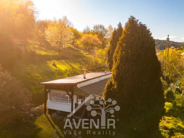 Prodej stavebního pozemku 1638 m², Kašava