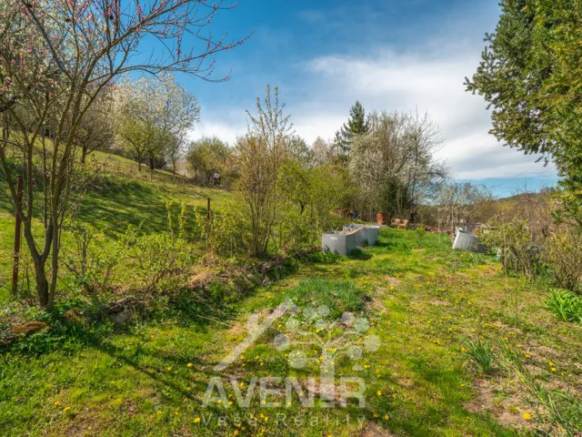 Prodej stavebního pozemku 1638 m², Kašava