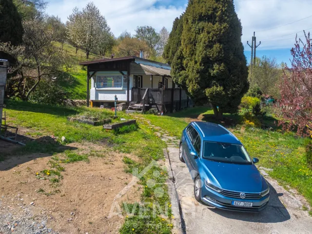 Prodej stavebního pozemku 1638 m², Kašava