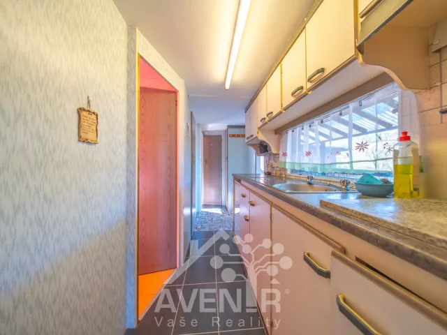 Prodej stavebního pozemku 1638 m², Kašava