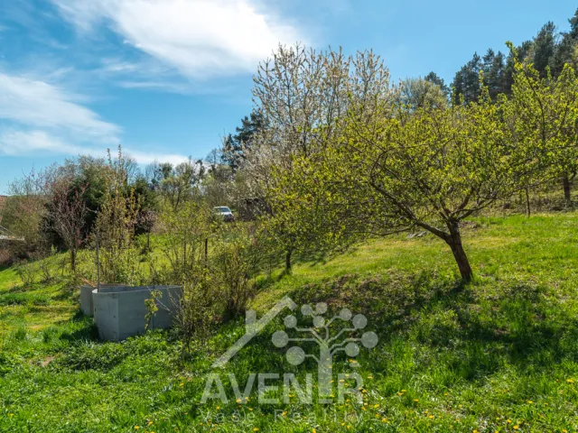 Prodej stavebního pozemku 1638 m², Kašava