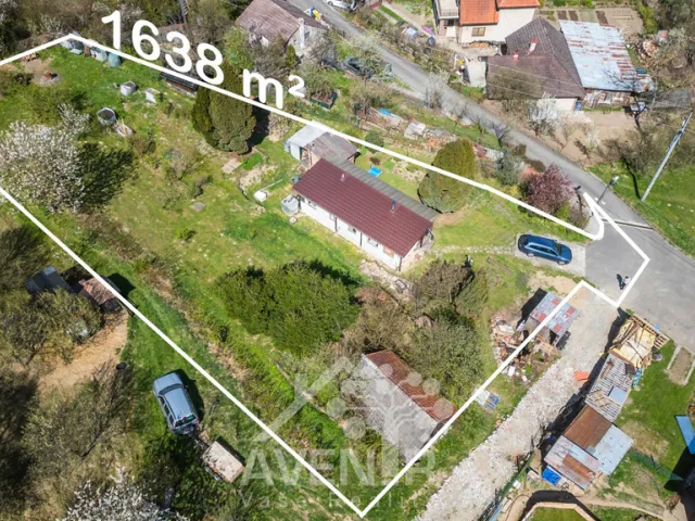 Prodej stavebního pozemku 1638 m², Kašava