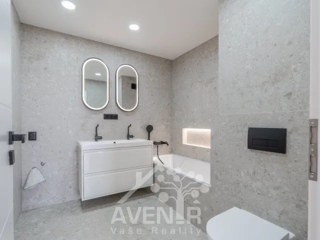 Prodej bytu 4+kk 72 m², Nábřeží, Napajedla