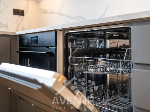 Prodej bytu 4+kk 72 m², Nábřeží, Napajedla