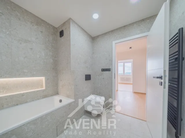 Prodej bytu 4+kk 72 m², Nábřeží, Napajedla