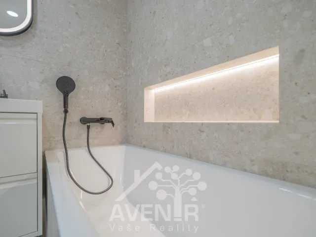Prodej bytu 4+kk 72 m², Nábřeží, Napajedla