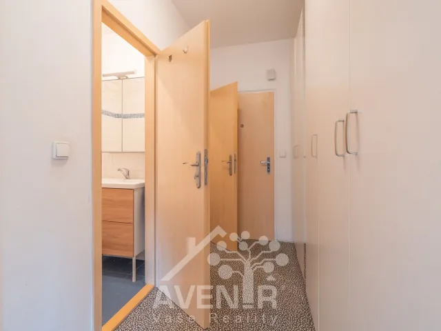 Prodej bytu 3+1 55 m², Dukelská, Zlín