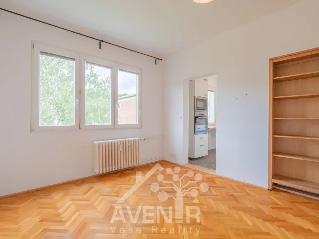 Prodej bytu 3+1 55 m², Dukelská, Zlín