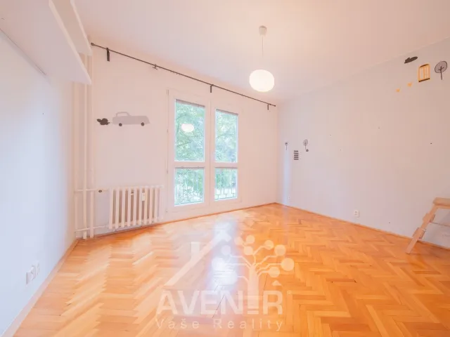 Prodej bytu 3+1 55 m², Dukelská, Zlín