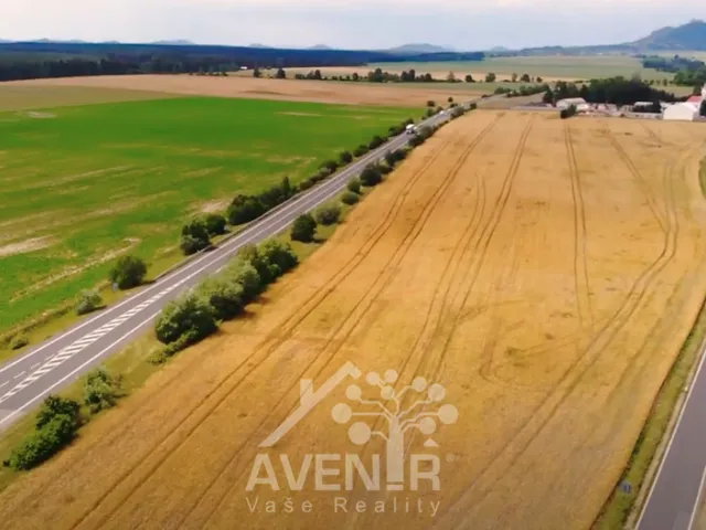 Prodej komerčního pozemku 6 821 m², Bělá pod Bezdězem
