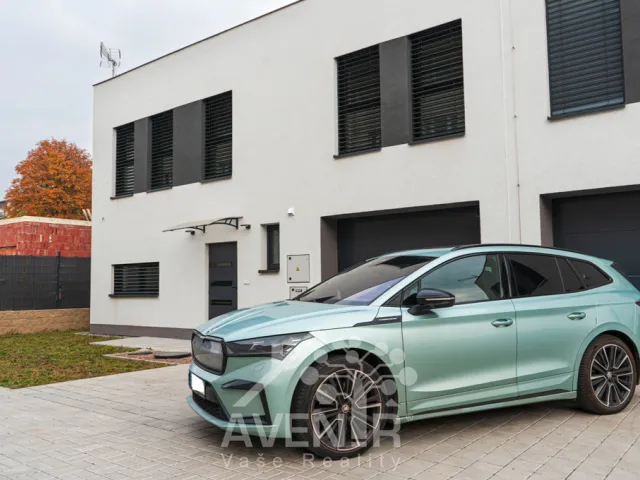 Prodej rodinného domu 158 m², pozemek 247 m², Sportovní, Milovice - Mladá