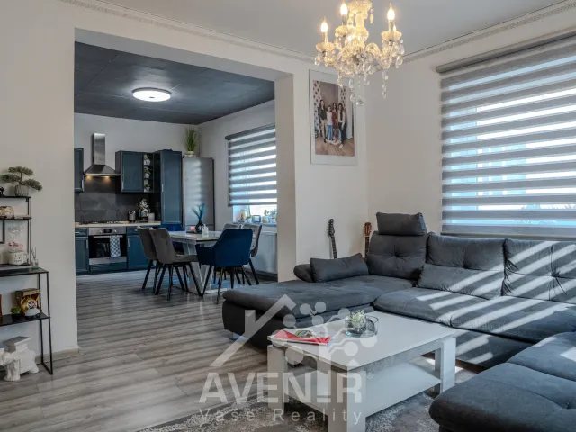 Prodej rodinného domu 176 m², pozemek 600 m², Mladoboleslavská, Bělá pod Bezdězem