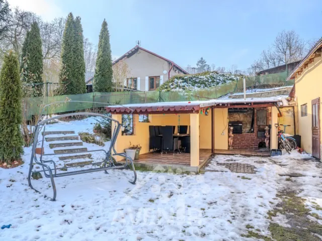 Prodej rodinného domu 176 m², pozemek 600 m², Mladoboleslavská, Bělá pod Bezdězem