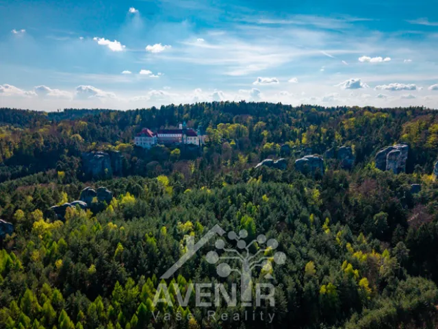 Prodej stavebního pozemku 1258 m², Hrubá Skála
