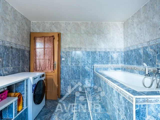 Prodej rodinného domu 222 m², Kovaňská, Katusice