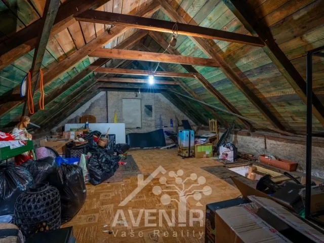 Prodej rodinného domu 222 m², Kovaňská, Katusice