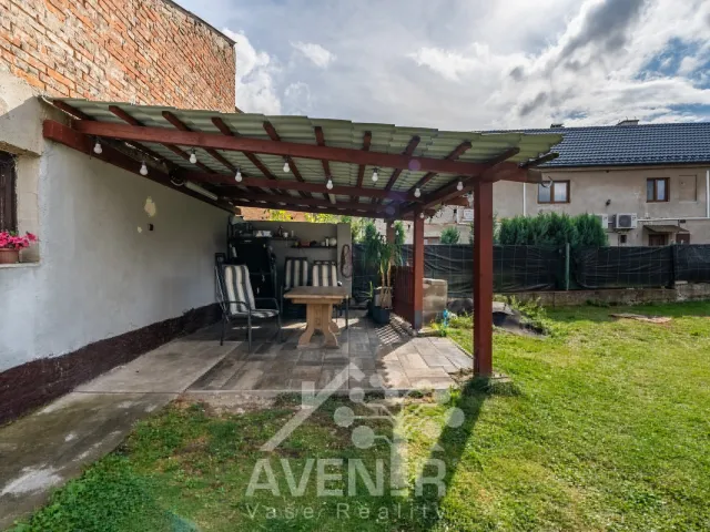 Prodej rodinného domu 222 m², Kovaňská, Katusice
