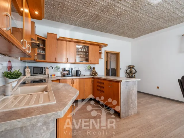 Prodej rodinného domu 222 m², Kovaňská, Katusice