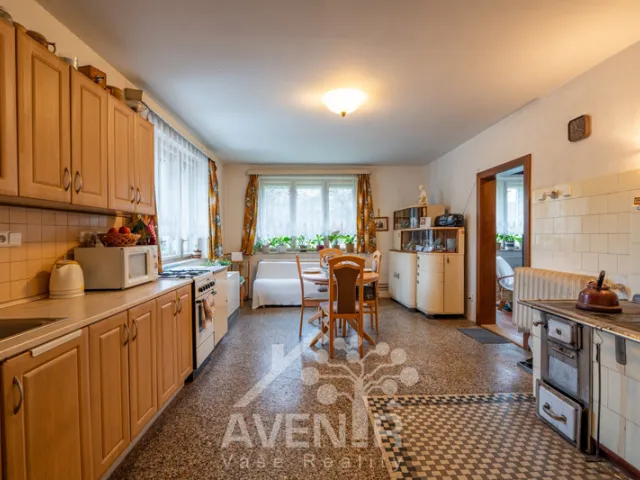 Prodej rodinného domu 244 m², pozemek 1336 m², Bozkov