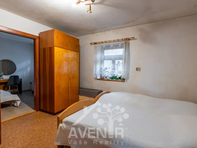 Prodej rodinného domu 244 m², pozemek 1336 m², Vysocká, Semily