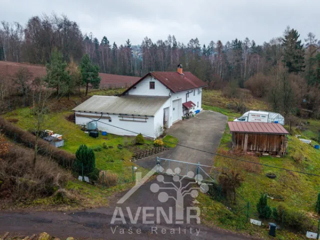 Prodej rodinného domu 244 m², pozemek 1336 m², Vysocká, Semily