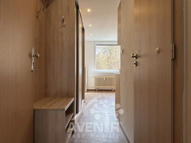Pronájem bytu 1+1 36 m², Poštovní, Desná - Desná II